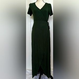 Two Popular Basics Dresses Size Large